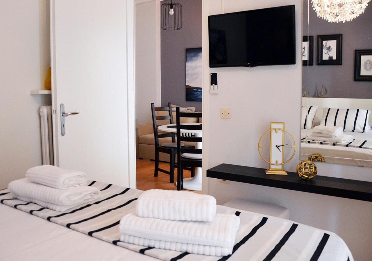 Athena By Heloni Apartments Atenas Exterior foto